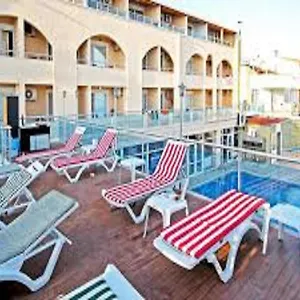 Otel Ucem Golden Sea **
